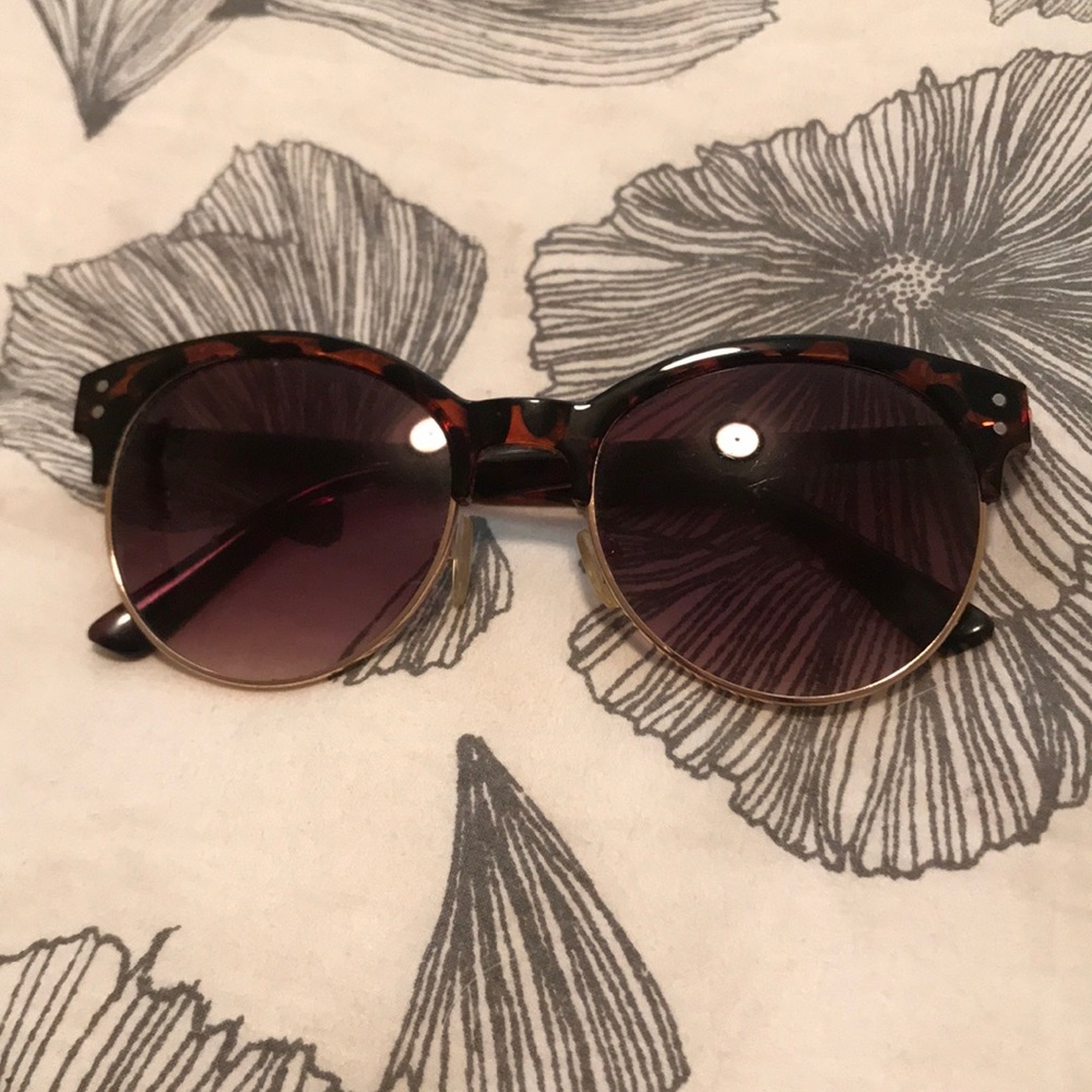 sunnies